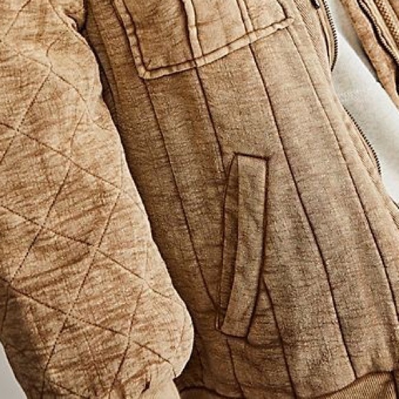 NEW Free People Luna Cozy Quilted Bomber Jacket Z532 - Picture 6 of 6